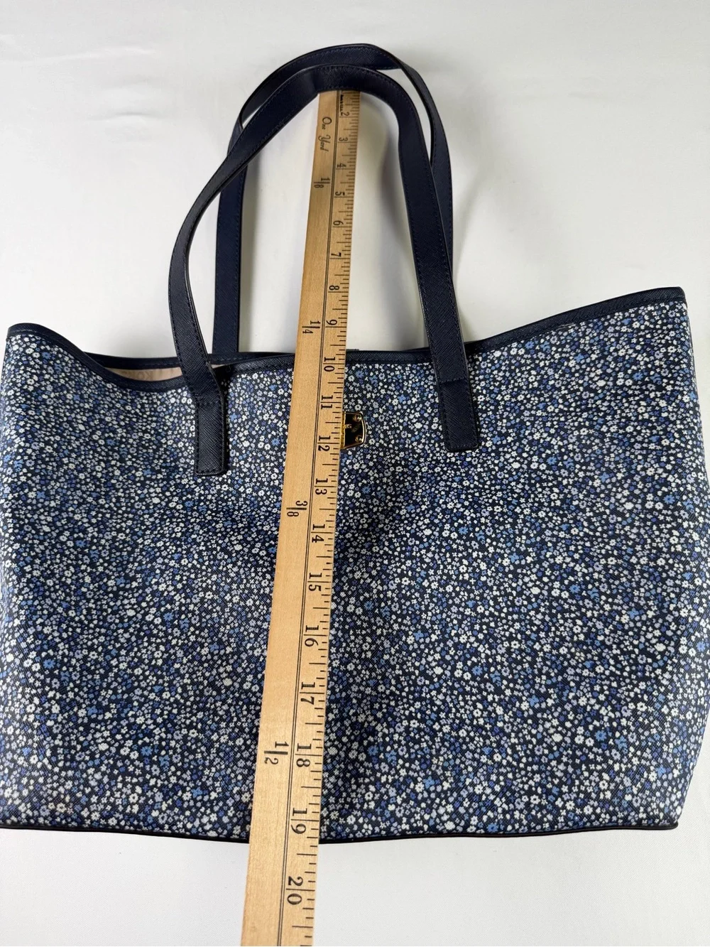 Michael Kors Blue Floral Tote - Perfect Size - excellent condition and quality